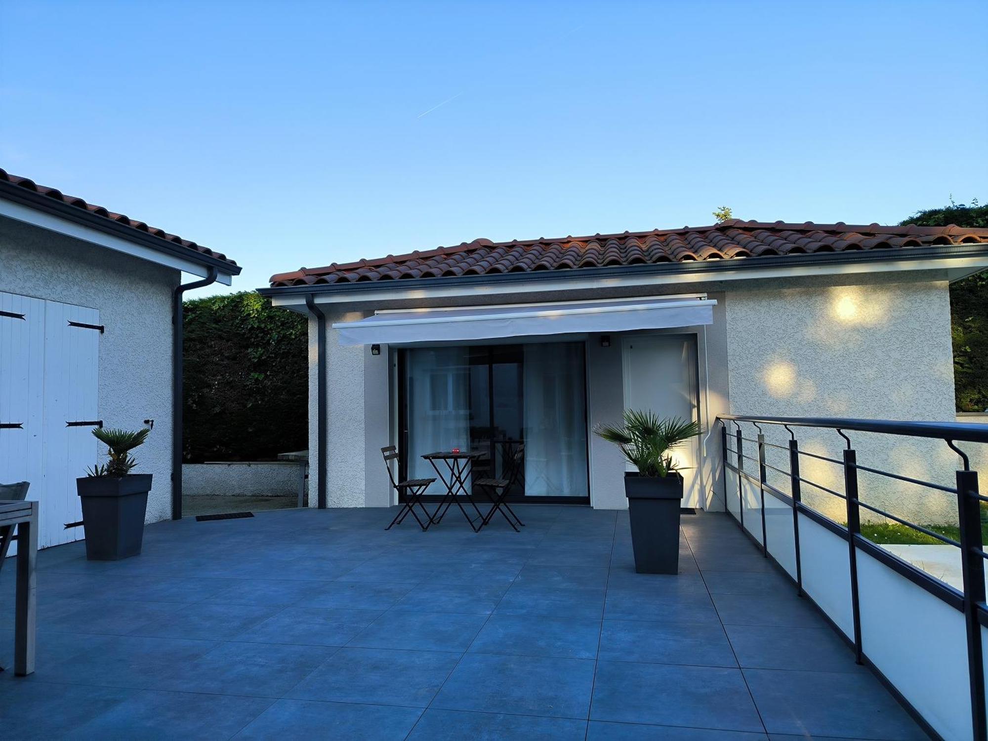 Petit Nid Douillet Apartment Reventin-Vaugris Ngoại thất bức ảnh
